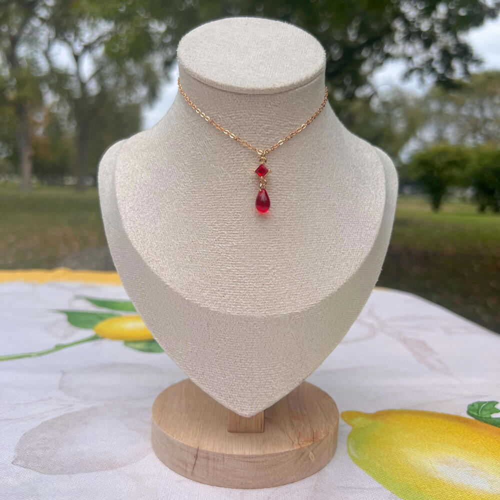 Dainty Ruby Red Tone Crystal Glass Zirconia Crystal Romantic Cute Necklace